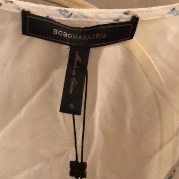 BCBG blouse - Picture 3 of 3